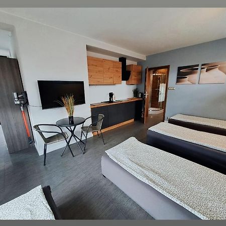 Apartament Studio Piano ปวอตสก์ ภายนอก รูปภาพ