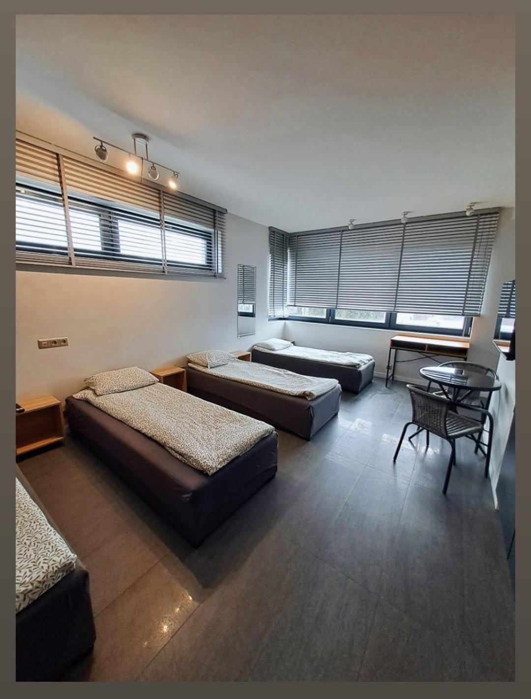 Apartament Studio Piano ปวอตสก์ ภายนอก รูปภาพ