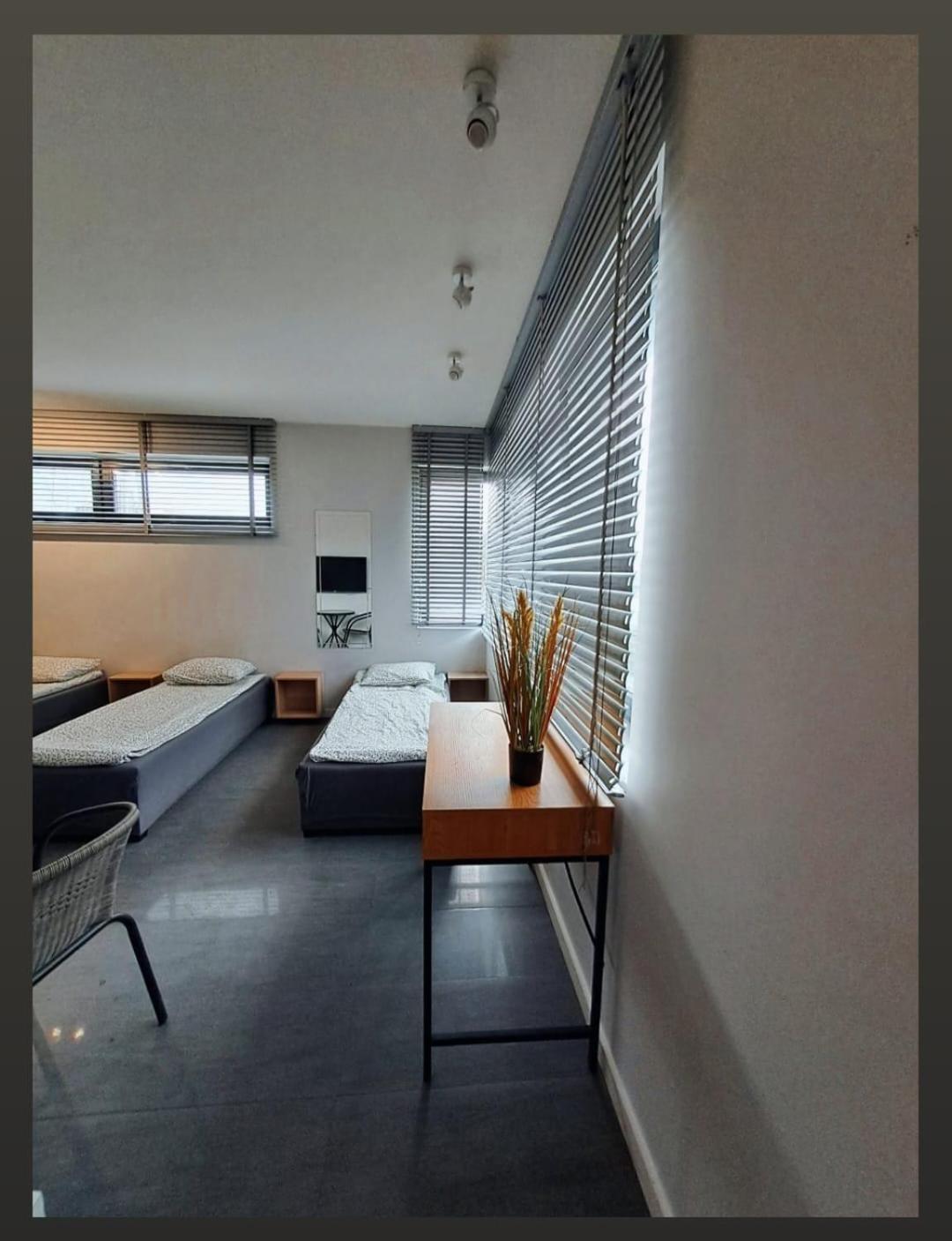 Apartament Studio Piano ปวอตสก์ ภายนอก รูปภาพ